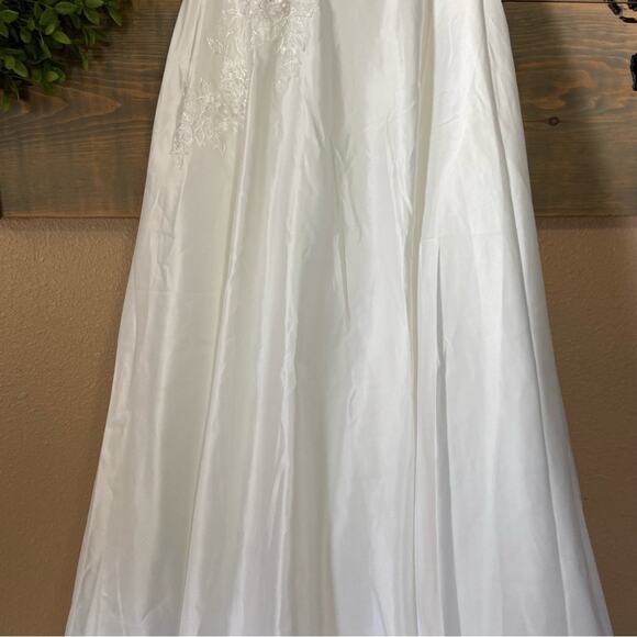 NWOT Lulus Flawless Radiance White Satin Floral Embroidered Maxi Dress - Picture 3 of 12